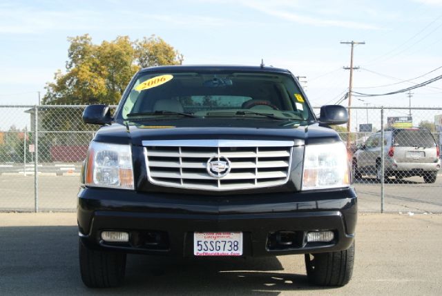 2006 Cadillac Escalade EX - DUAL Power Doors