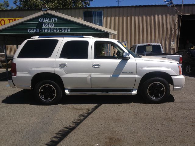 2006 Cadillac Escalade EX - DUAL Power Doors