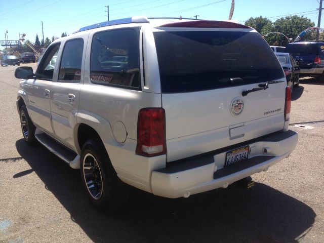 2006 Cadillac Escalade EX - DUAL Power Doors