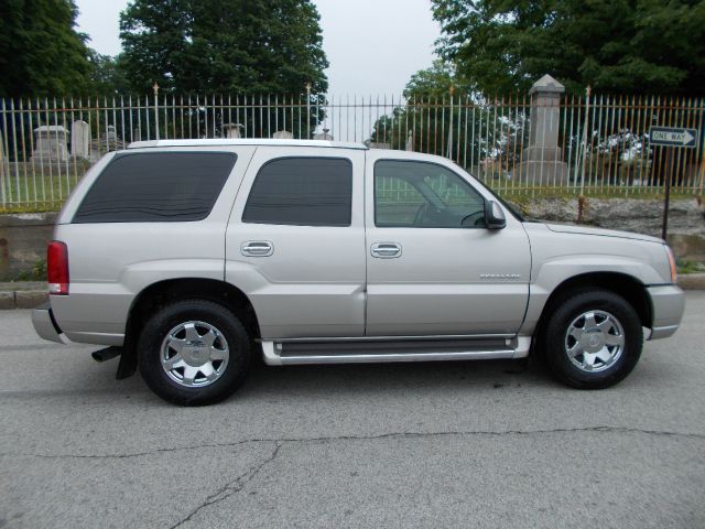 2006 Cadillac Escalade EX - DUAL Power Doors