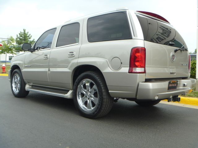 2006 Cadillac Escalade GLS PZEV