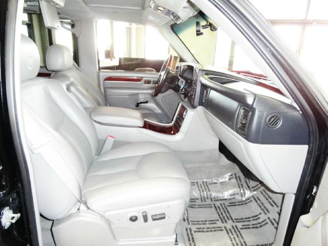 2006 Cadillac Escalade EX - DUAL Power Doors