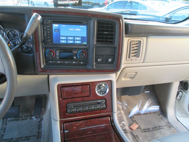 2006 Cadillac Escalade EX - DUAL Power Doors