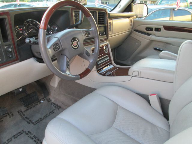 2006 Cadillac Escalade EX - DUAL Power Doors