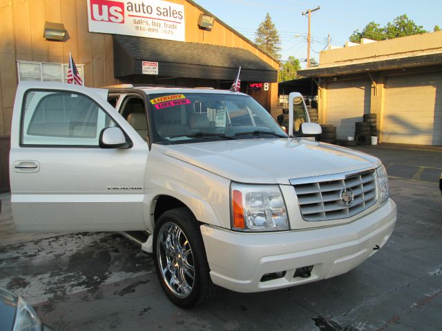 2006 Cadillac Escalade EX - DUAL Power Doors