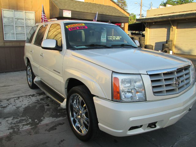 2006 Cadillac Escalade EX - DUAL Power Doors