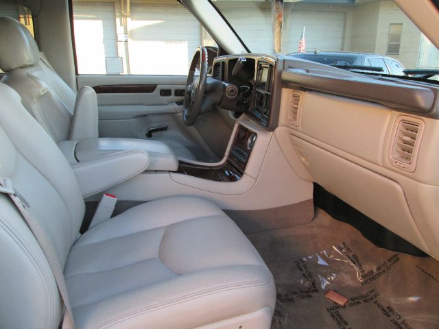 2006 Cadillac Escalade EX - DUAL Power Doors