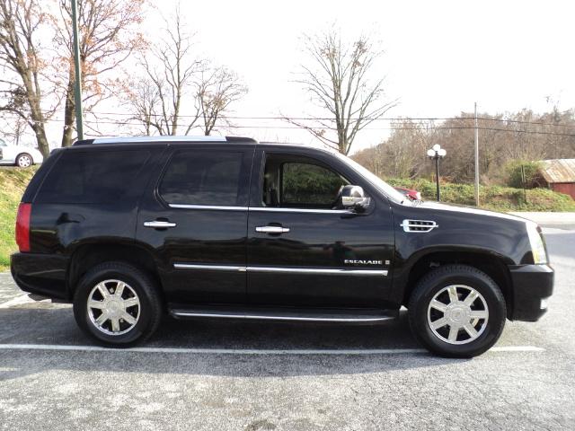 2007 Cadillac Escalade Base