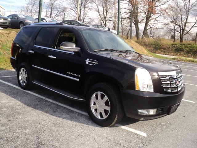 2007 Cadillac Escalade Base