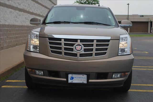 2007 Cadillac Escalade Base