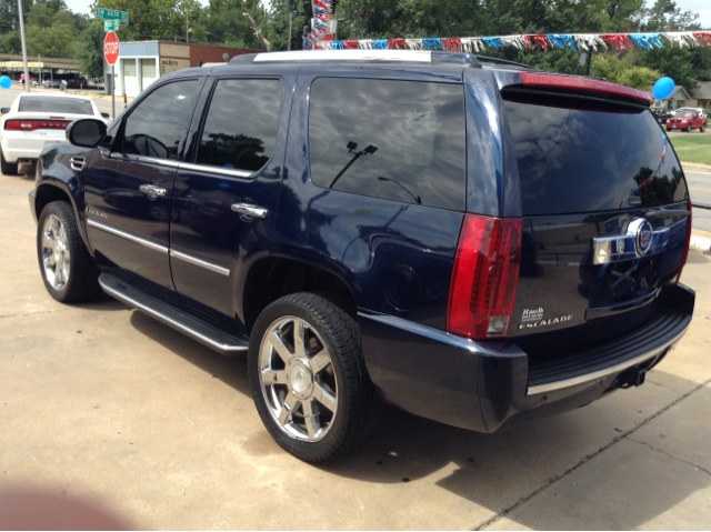 2007 Cadillac Escalade EX - DUAL Power Doors