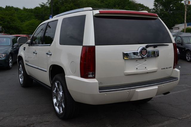 2007 Cadillac Escalade EX - DUAL Power Doors