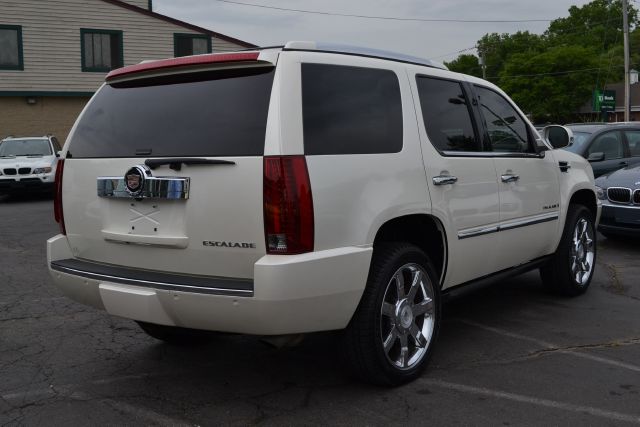 2007 Cadillac Escalade EX - DUAL Power Doors