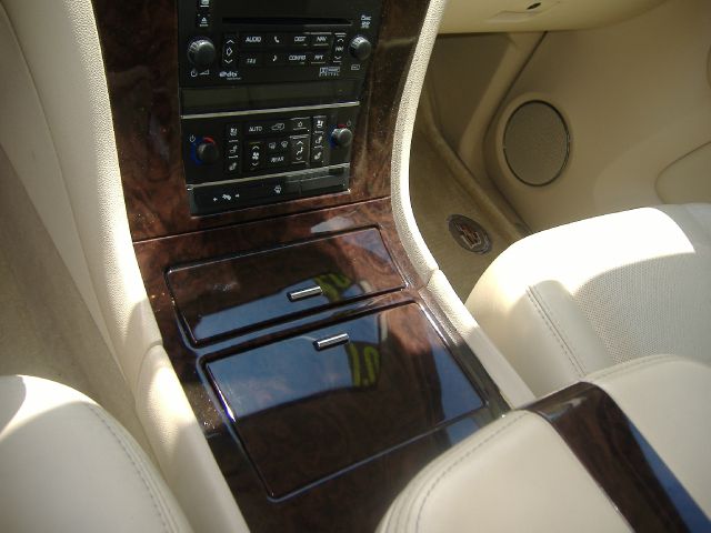 2007 Cadillac Escalade EX - DUAL Power Doors