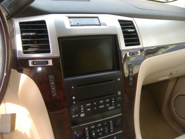 2007 Cadillac Escalade EX - DUAL Power Doors