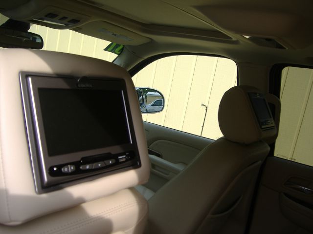 2007 Cadillac Escalade EX - DUAL Power Doors