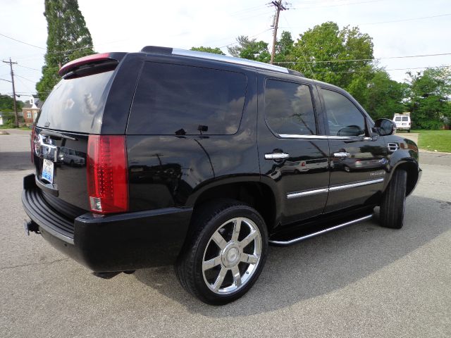 2007 Cadillac Escalade EX - DUAL Power Doors