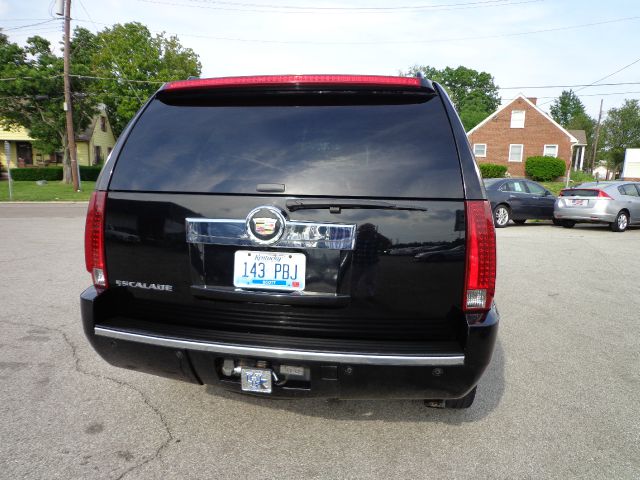 2007 Cadillac Escalade EX - DUAL Power Doors