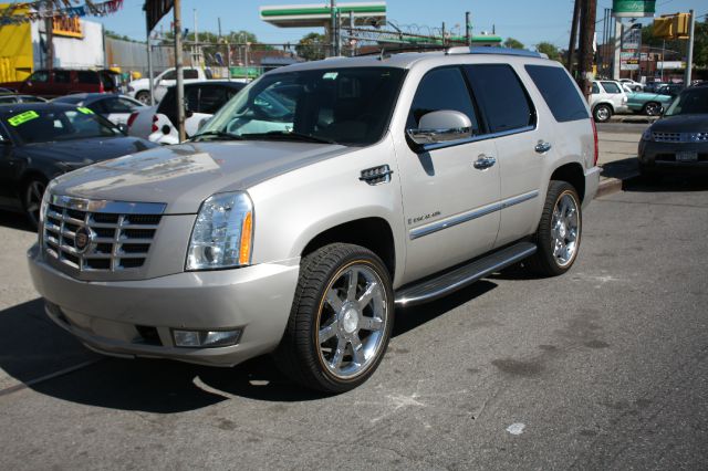 2007 Cadillac Escalade EX - DUAL Power Doors