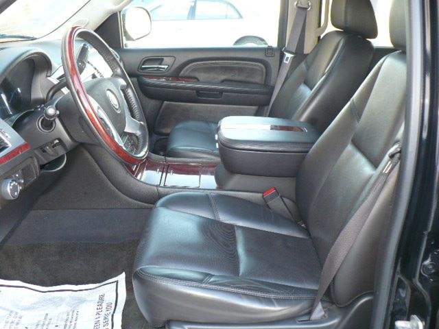 2007 Cadillac Escalade EX - DUAL Power Doors