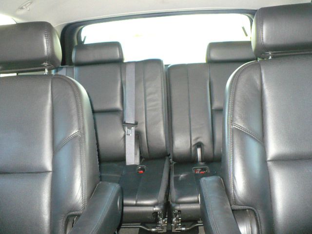 2007 Cadillac Escalade EX - DUAL Power Doors