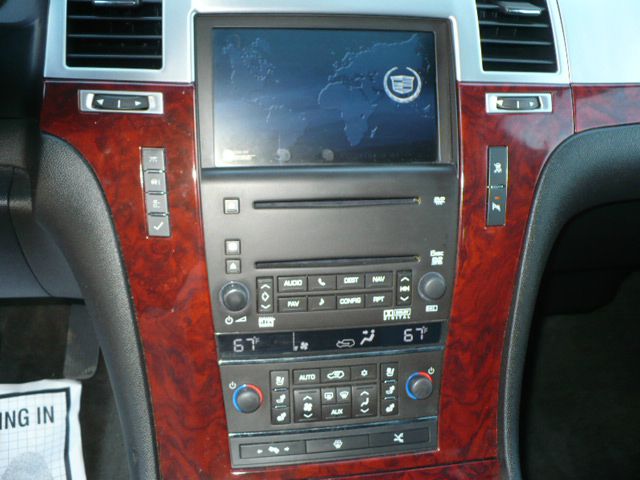 2007 Cadillac Escalade EX - DUAL Power Doors