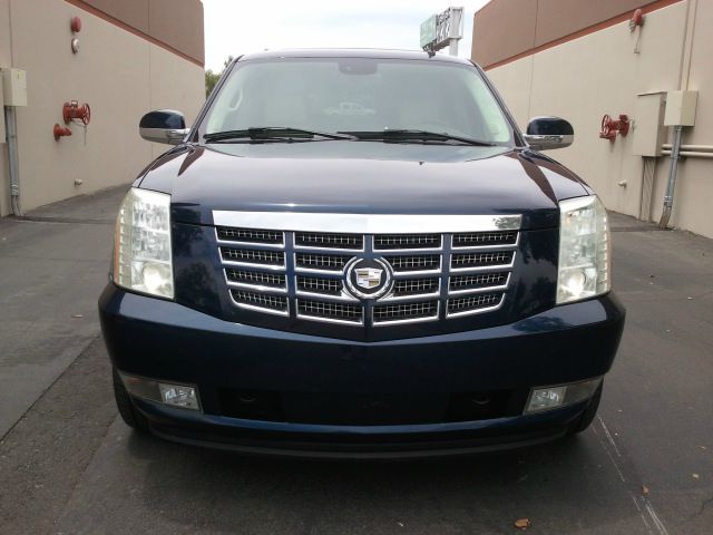 2007 Cadillac Escalade EX - DUAL Power Doors