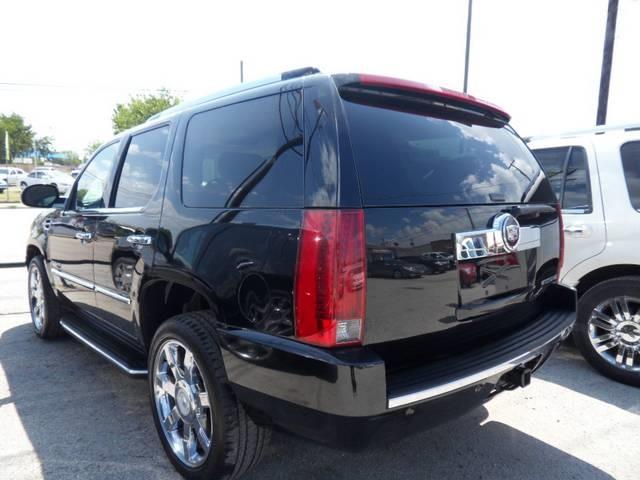 2007 Cadillac Escalade Unknown