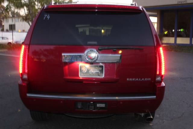 2007 Cadillac Escalade EX - DUAL Power Doors