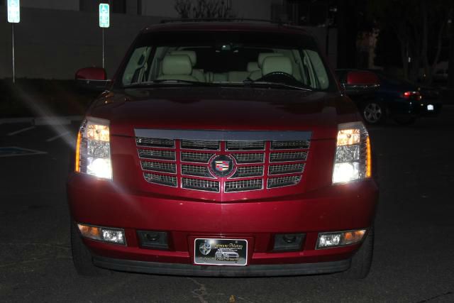 2007 Cadillac Escalade EX - DUAL Power Doors