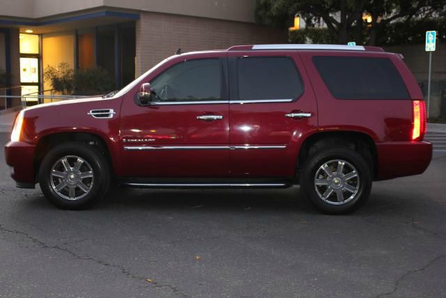 2007 Cadillac Escalade EX - DUAL Power Doors