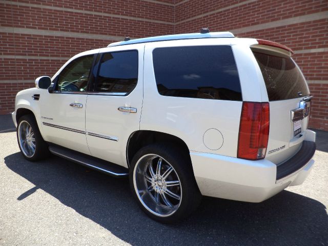 2007 Cadillac Escalade EX - DUAL Power Doors