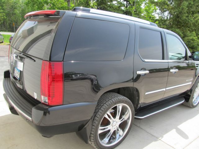 2007 Cadillac Escalade EX - DUAL Power Doors