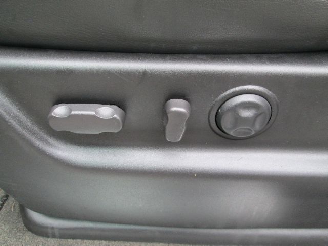 2007 Cadillac Escalade EX - DUAL Power Doors