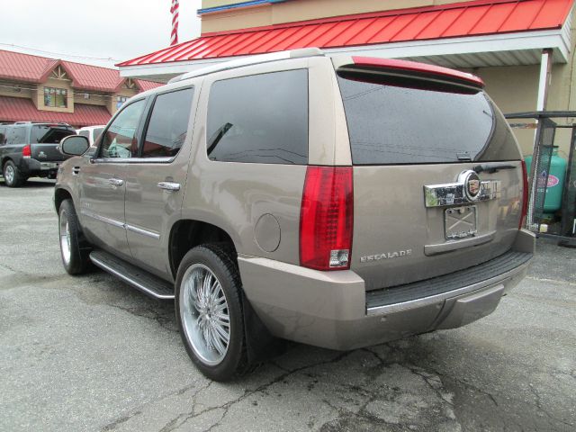 2007 Cadillac Escalade EX - DUAL Power Doors