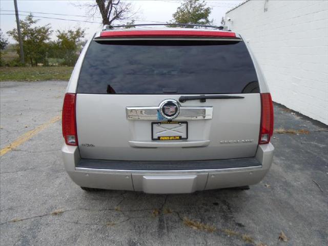 2007 Cadillac Escalade Unknown