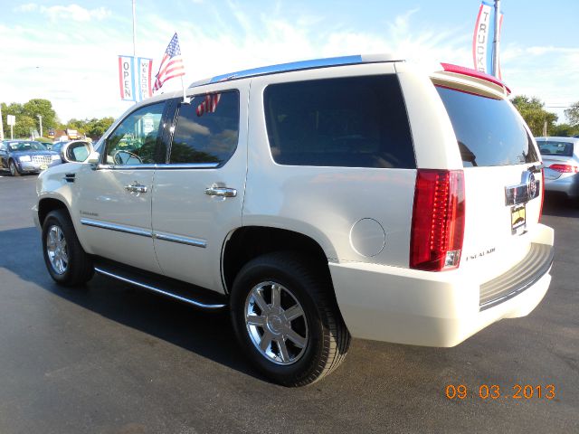 2007 Cadillac Escalade EX - DUAL Power Doors