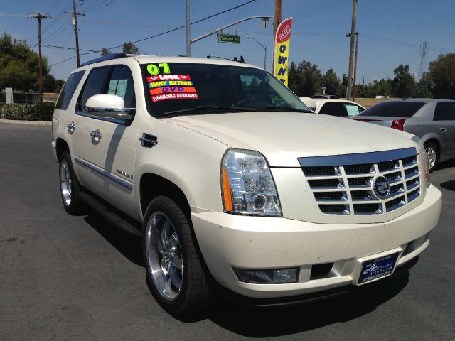 2007 Cadillac Escalade EX - DUAL Power Doors