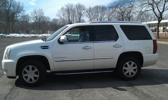 2007 Cadillac Escalade EX - DUAL Power Doors