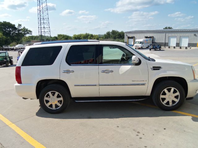 2007 Cadillac Escalade EX - DUAL Power Doors