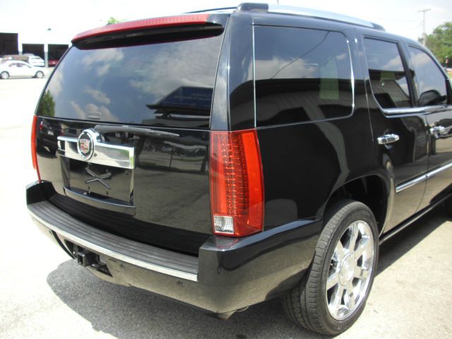 2007 Cadillac Escalade EX - DUAL Power Doors