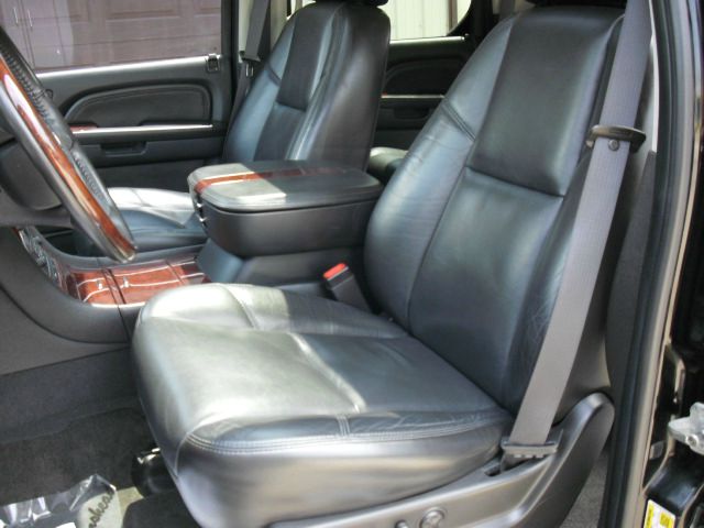 2007 Cadillac Escalade EX - DUAL Power Doors