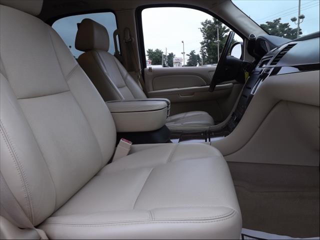 2007 Cadillac Escalade Base