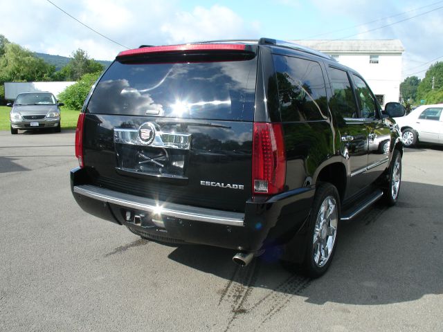 2007 Cadillac Escalade GLS PZEV