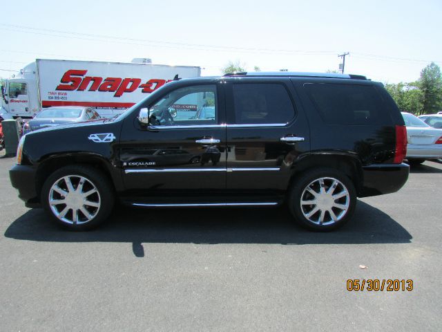 2007 Cadillac Escalade EX - DUAL Power Doors