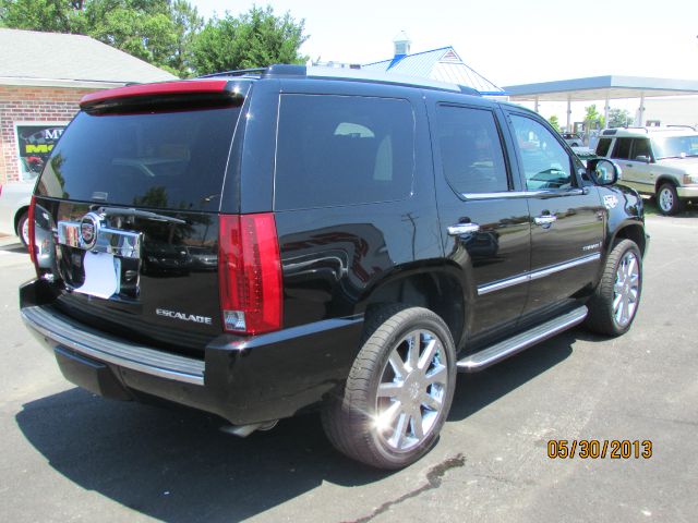 2007 Cadillac Escalade EX - DUAL Power Doors