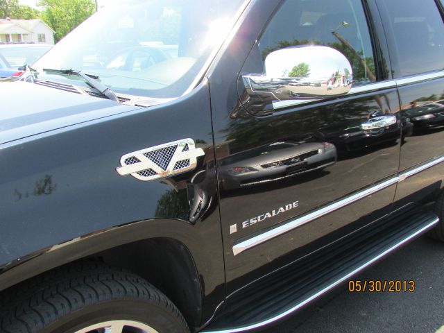 2007 Cadillac Escalade EX - DUAL Power Doors