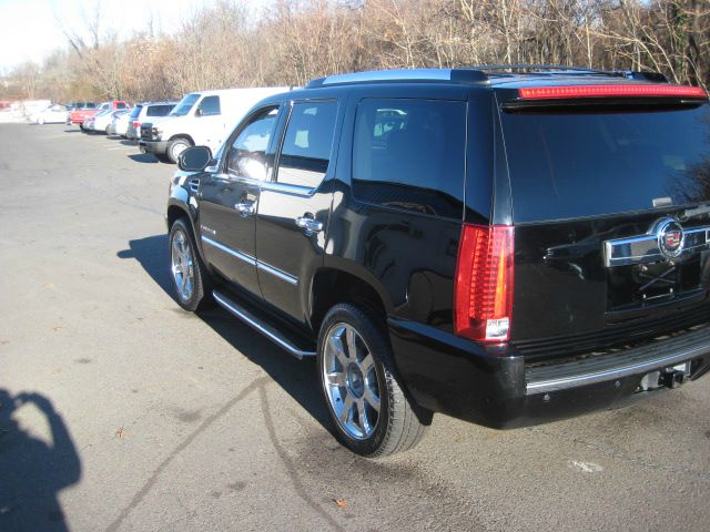 2008 Cadillac Escalade EX - DUAL Power Doors