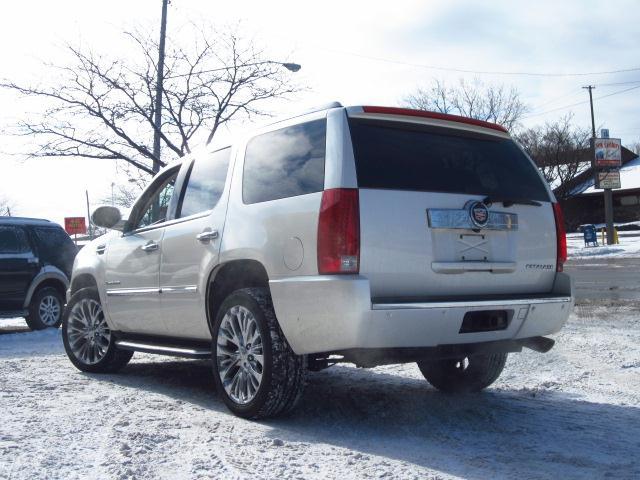 2008 Cadillac Escalade Unknown