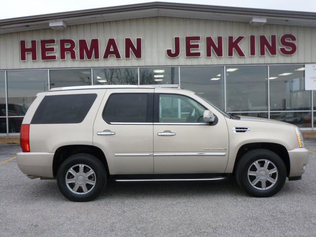 2008 Cadillac Escalade Unknown